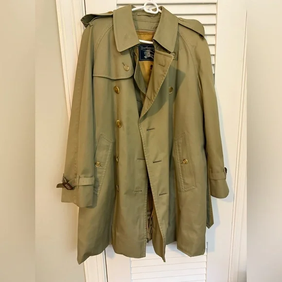 Vintage Burberry Trench. Excellent condition! - Picture 1 of 6